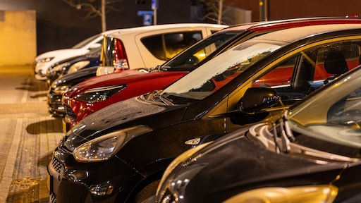 KNMI geeft code geel af voor gladheid op de weg: 'Heel verraderlijk'