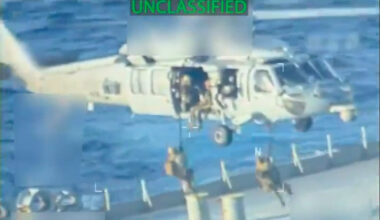 Trump dag 325: Trump vraagt 5 jaar social media geschiedenis voor toegang VS, onderschept tanker bij Venezuela en 'houdt de olie', lanceert Gold Card van $1 miljoen; aanvraagkosten $15.000, dreigt ICC met sancties als ze niet beloven hem niet te vervolgen, derde renteverlaging Fed dit jaar