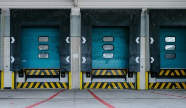 Illegale werknemers ontdekt in distributiecentrum - Rijnmond