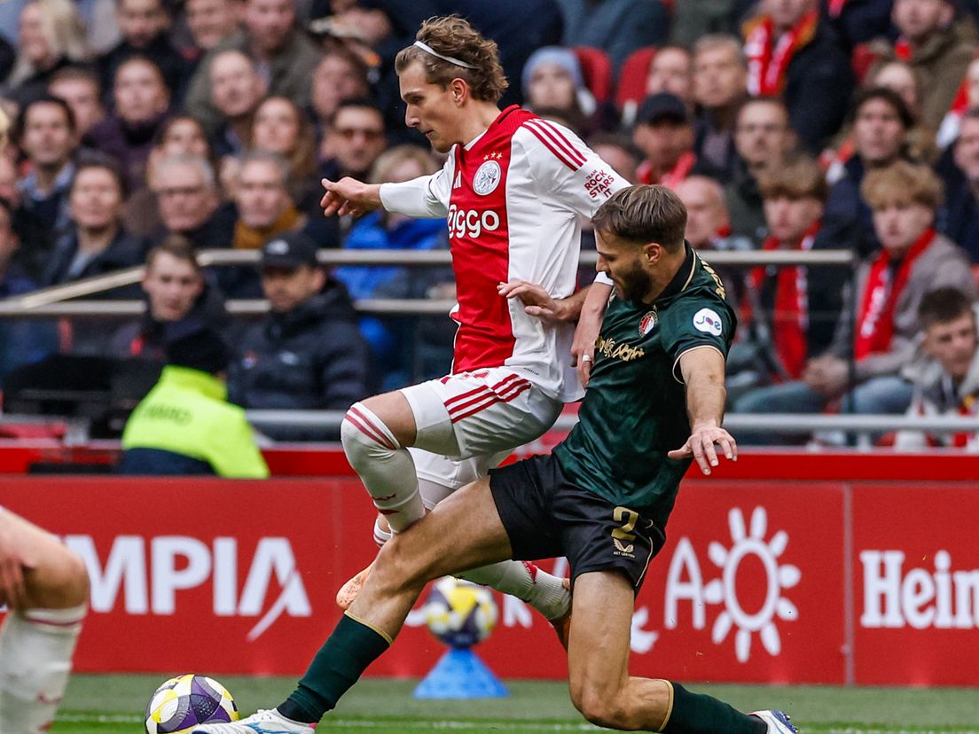 Nieuwkoop in duel met Godts