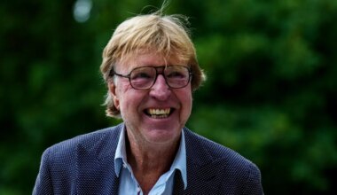 De Mos snapt 'overdreven hype' bij Ajax niet