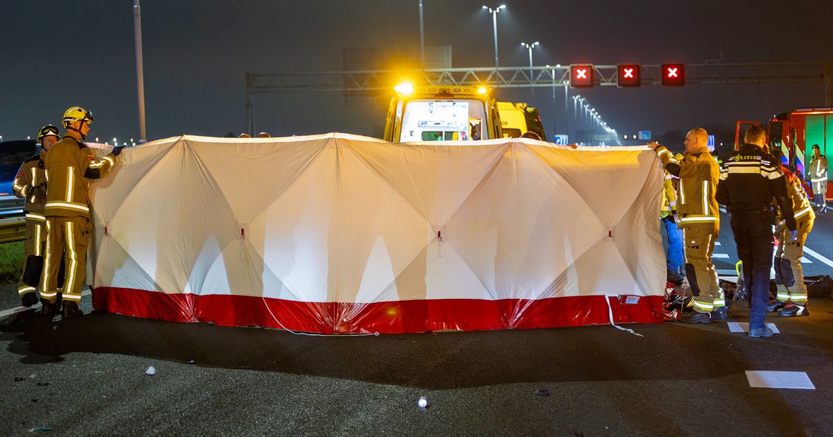 Motorrijder (25) overleden na ongeluk op snelweg - Omroep West