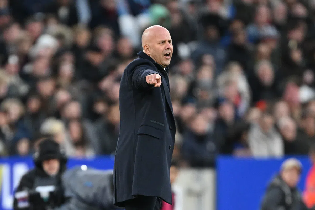 Slot en Liverpool moeten Gakpo enkele weken missen door blessure