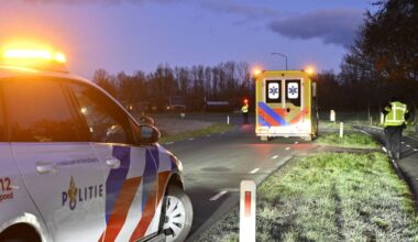 112-nieuws: Auto raakt van de weg bij Loppersum • Man (31) aangehouden voor bedreiging en wapenbezit