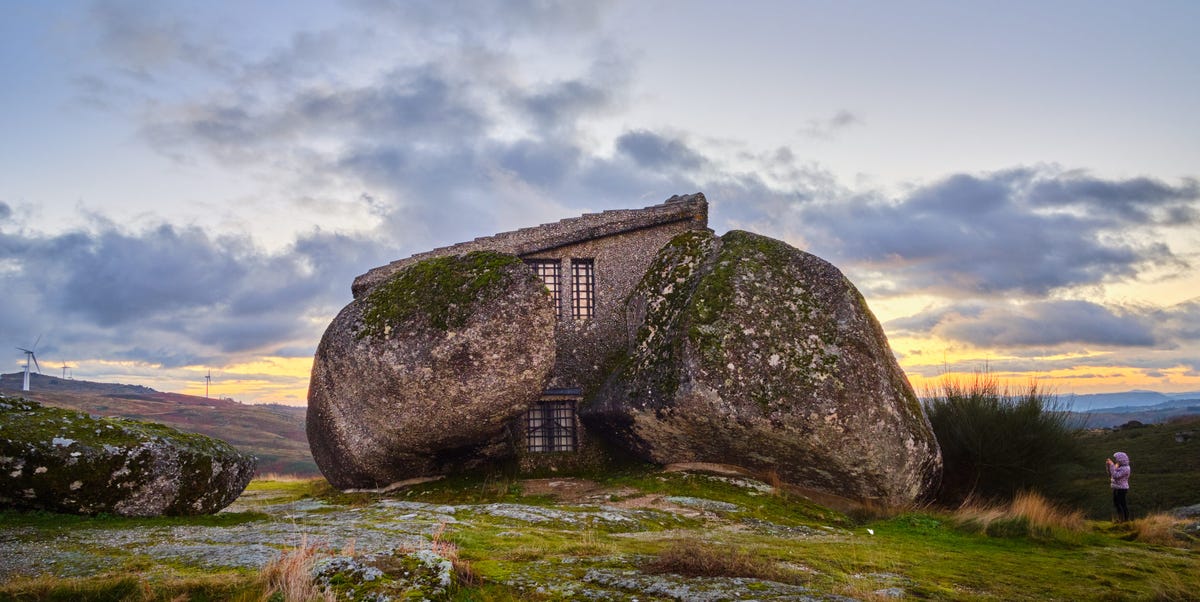 Het lijkt het huis van de Flintstones, en toch is het bewoonbaar