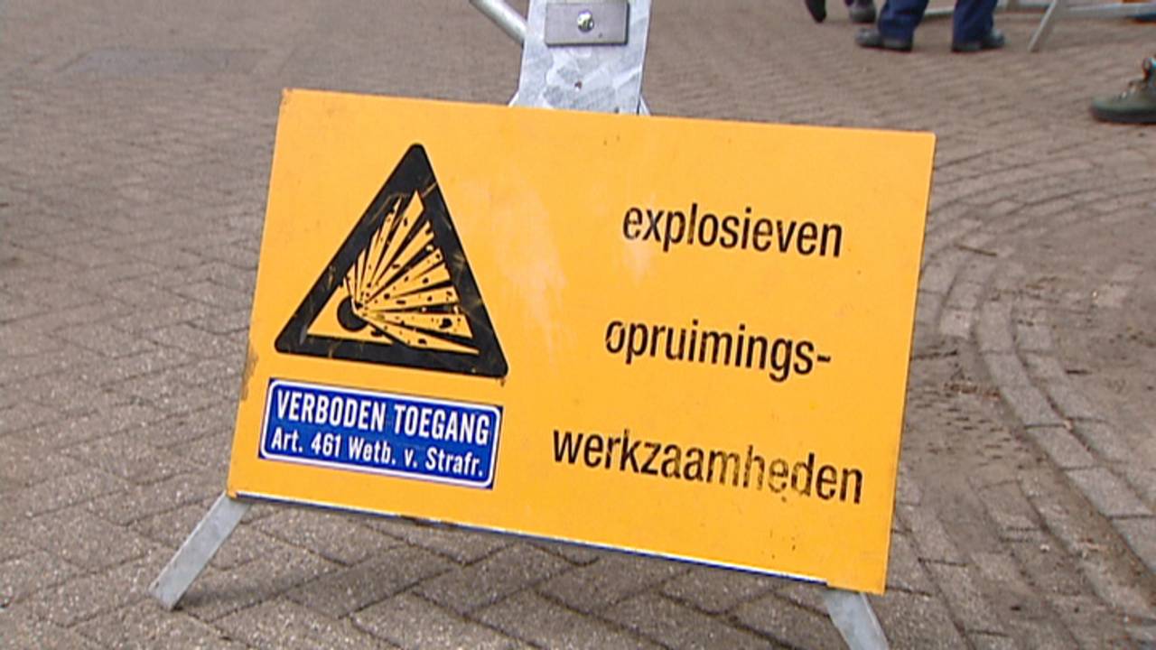 112-nieuws: Explosief gevonden, deel binnenstad Eindhoven afgezet • Kleine brand op dak van gemeentehuis in Someren