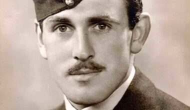 Tekst namens de nabestaanden onderaan de steen van Philip Cox (foto: Willem-Jan Joachems)