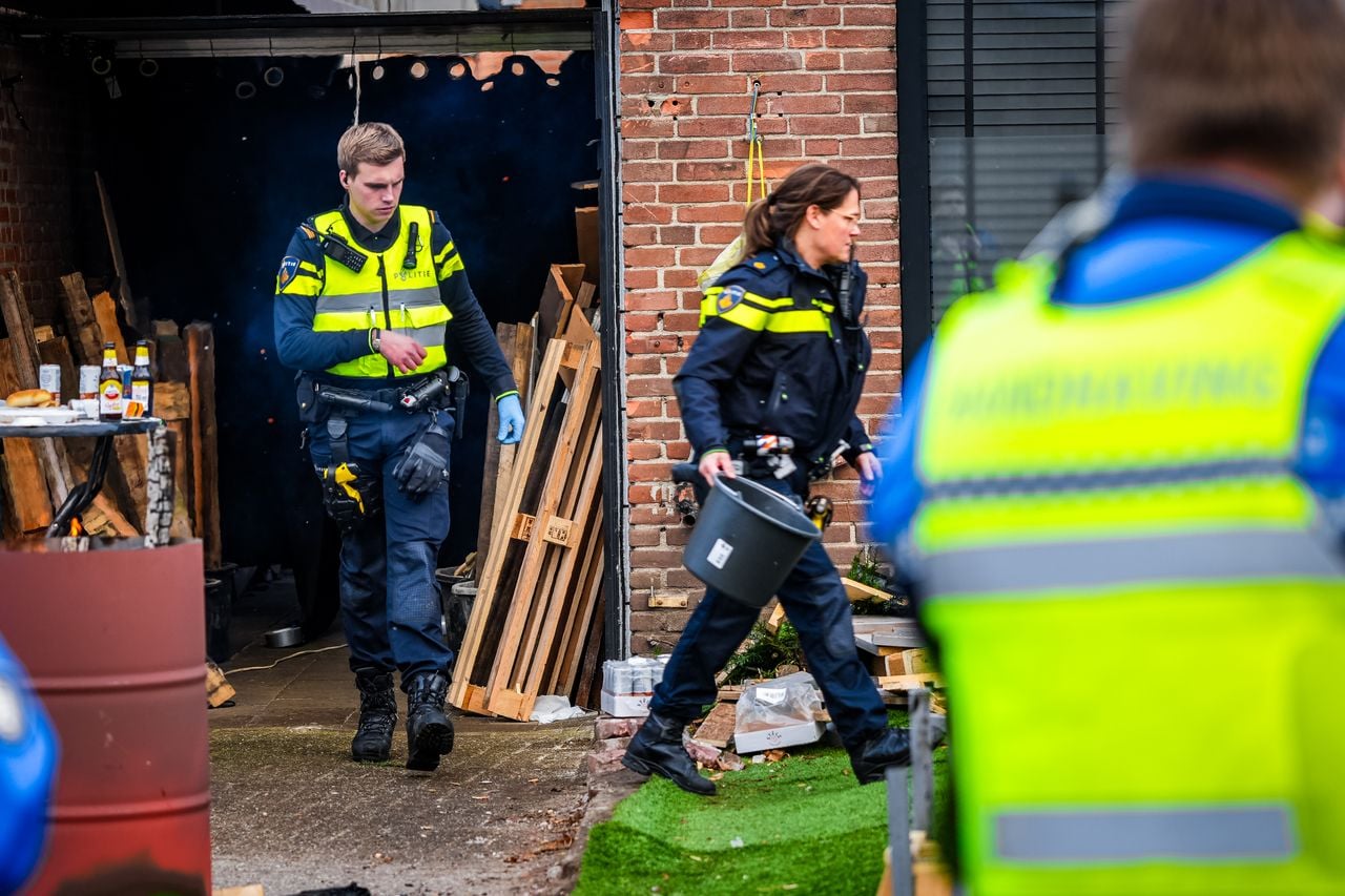 Veel vuurwerk in beslag genomen in Oss (foto: Lucas Lammers / Persbureau Heitink).