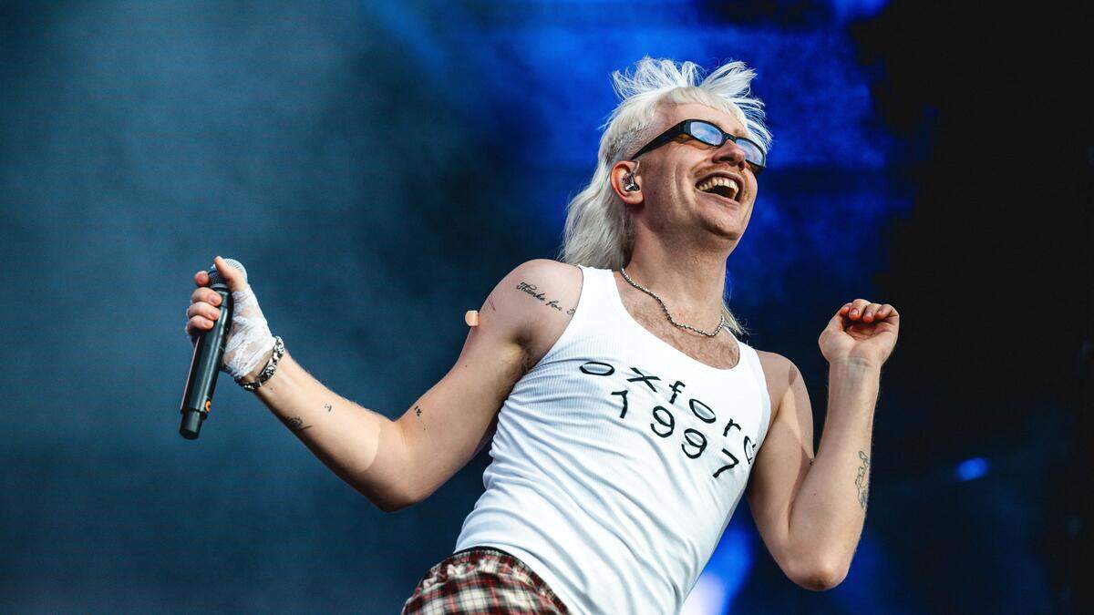 “Het wordt een heel Nederlands jaar”: Joost Klein kondigt wereldtournee aan, maar laat België links liggen