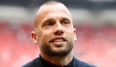 Heitinga hint via Instagram naar job bij Indonesië