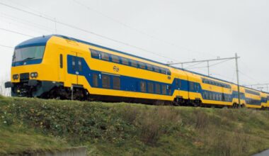 Treinverkeer ontregeld door storing - Omroep West