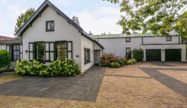 In deze riante woning woont hitzangeres Davina Michelle