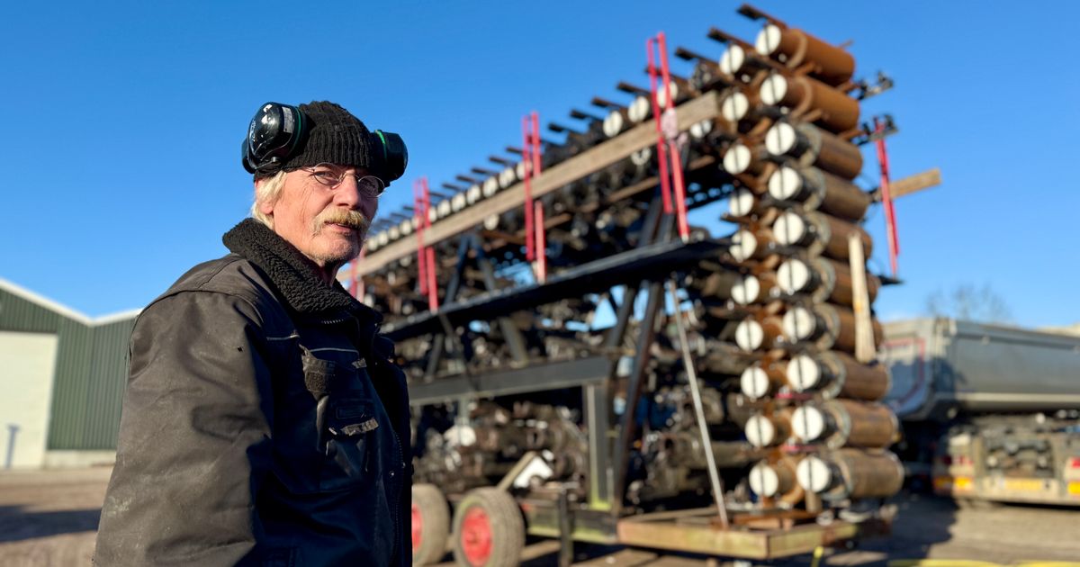 Hier kun je vandaag het megacarbidkanon van Henk Jan met 116 melkbussen in actie zien