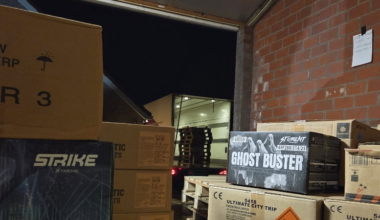 Ruim tienduizend kilo vuurwerk inbeslaggenomen