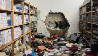 dieven boren gat in kluis