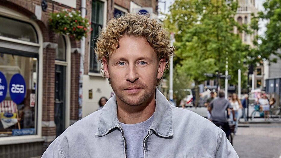 Ewout Genemans loopt mee met politie in Kaapstad voor nieuw seizoen Ewout