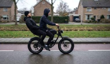 Fatbikejeugd baalt van negatief imago: “Onder de bivakmuts zit meestal een keurige, hardwerkende student”
