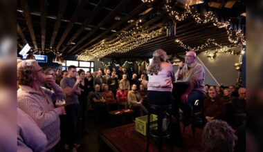 Succesvolle editie talkshow Uut Ut Köpke van Jeu in Gryphus: ‘Alles klopte deze avond’