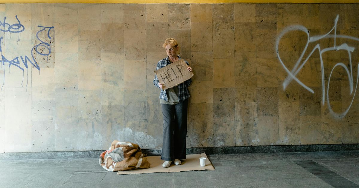 Rotterdams bedelverbod botst met Europese rechten, maar wethouder houdt voet bij stuk - Rijnmond