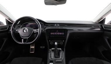 Voor maximaal 20.000 euro is deze occasion je ideale luxesedan