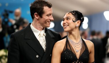 'Verloofde Dua Lipa is nieuwe James Bond, contract al getekend'