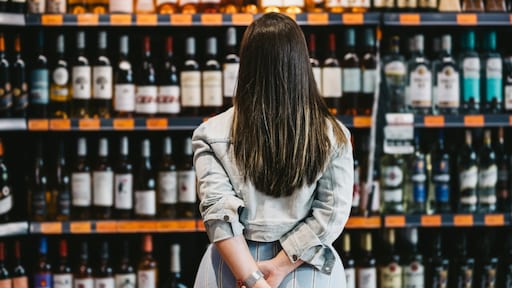 Feestdagen voor de deur: de beste wijnen onder de 10 euro volgens Pepijn.Wijn