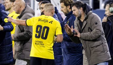 Lewis Holtby steunt Carl Hoefkens en richt zich tot bestuur: 'Er mag geen enkele discussie over hem zijn'