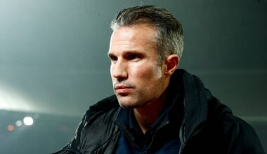 Robin van Persie wisselt Lotomba voor duel met Ajax; belangrijke namen fit