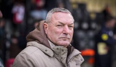 FC Utrecht-trainer Ron Jans deelt goed en slecht nieuws in aanloop naar slotfase kalenderjaar