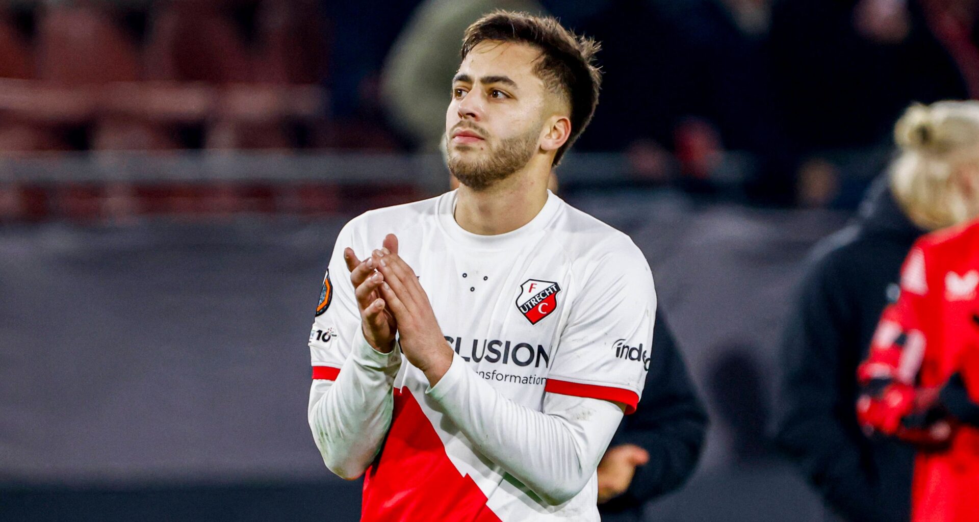 De Telegraaf noemt vijf clubs met serieuze interesse in FC Utrecht-ster Souffian El Karouani