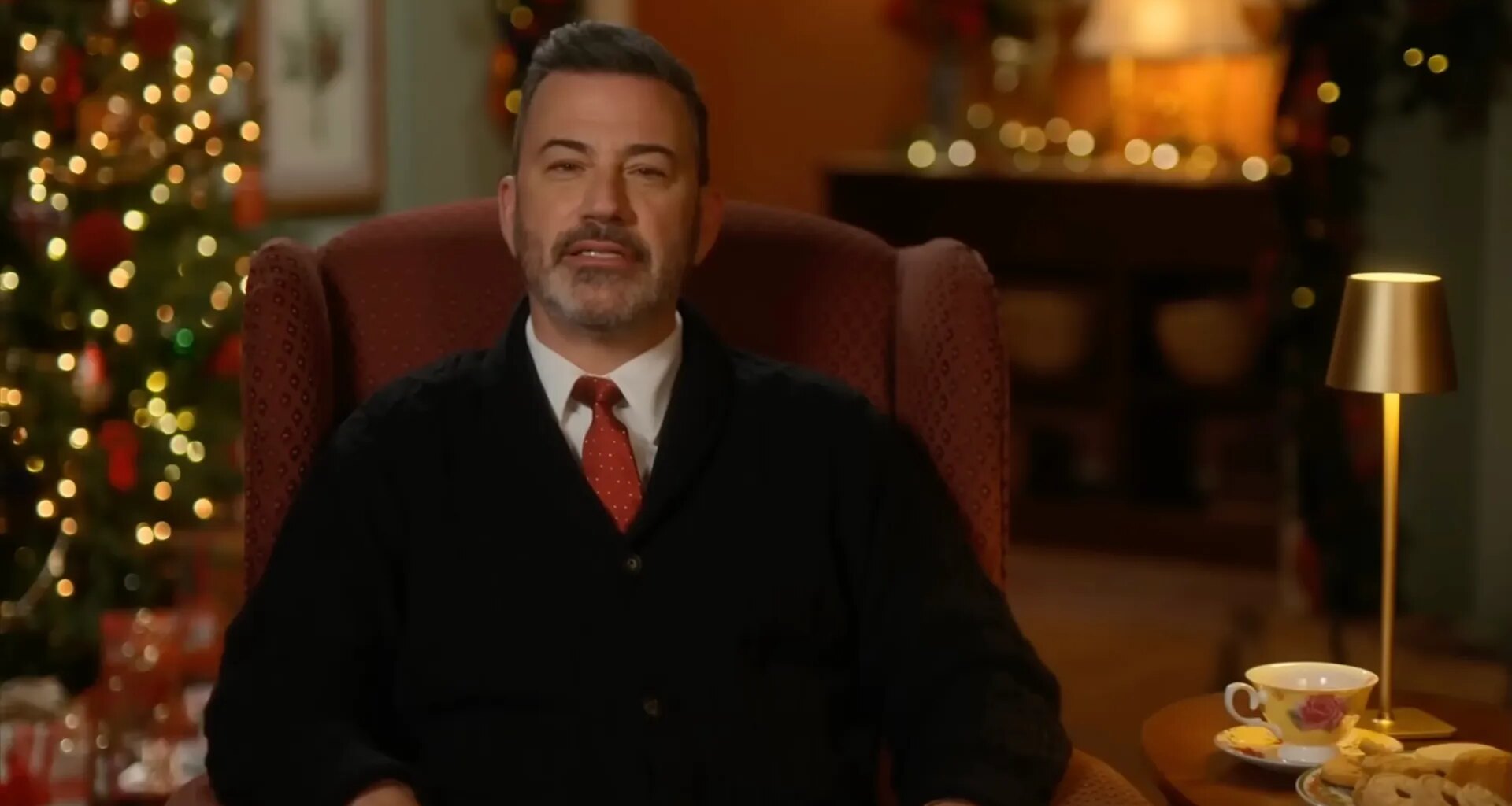 Jimmy Kimmel in Kersttoespraak: dit was een geweldig jaar ‘vanuit fascistisch oogpunt’ - Joop