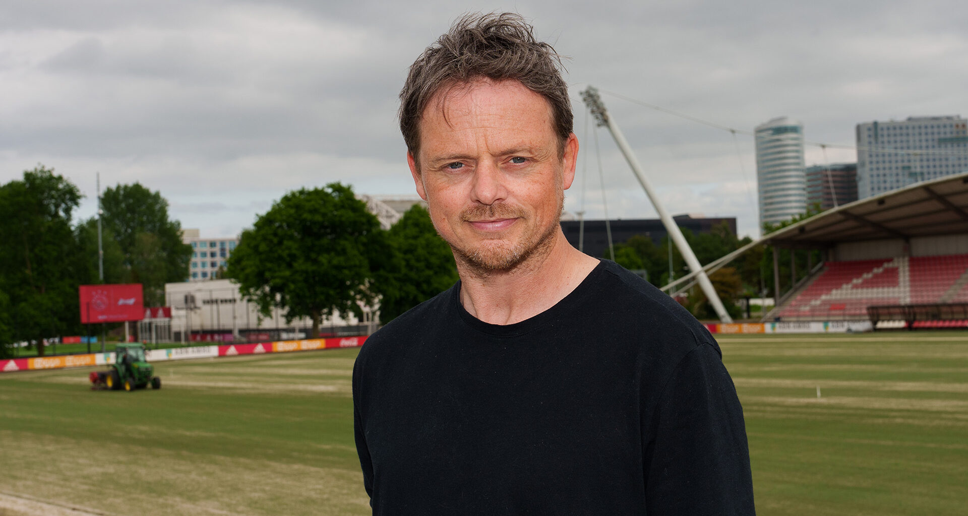 Hoofd scouting & recruitment vertrekt bij Ajax Kelvin de Lang