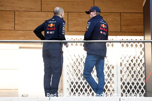 max-verstappen-gianpiero-lambiase-qatar-2025-zondag