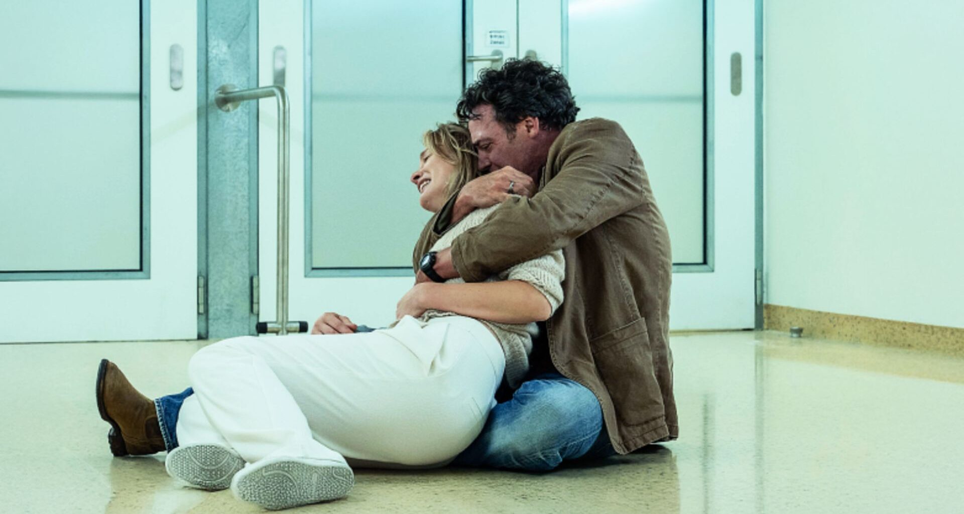 Netflix kaapt fonkelnieuwe Nederlandse film die nu al één van de beste ooit is: 'Razend knap' | Netflix Nieuws