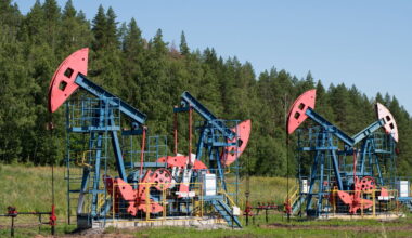 Russische olie-industrie onder druk: sancties drijven prijzen naar nieuwe dieptepunt