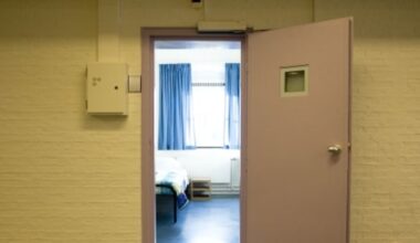 Tonnen aan schadevergoedingen voor tbs-veroordeelden