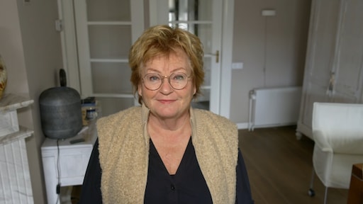 35 meldingen van nepagenten per dag, maar Lineke (65) was ze te slim af