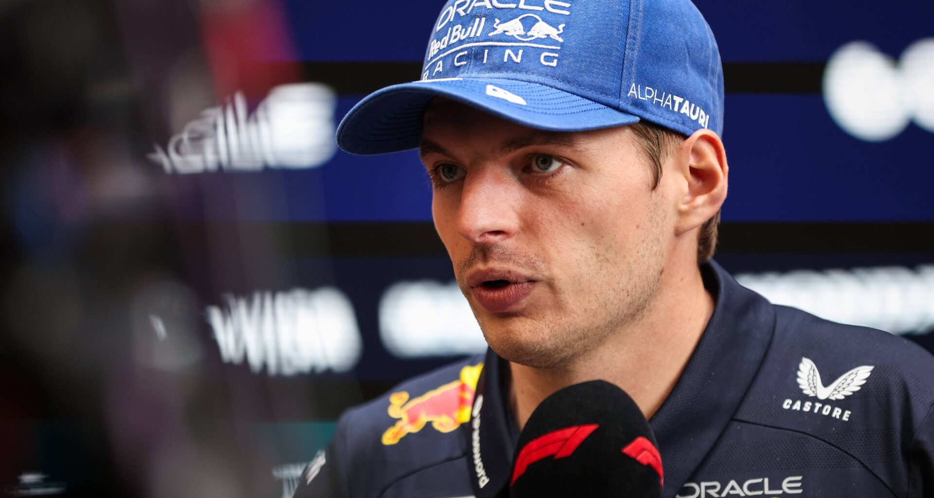 Max Verstappen verrast met duidelijke keuze: weigert prestigieuze F1-topbaan - Mee Met Oranje