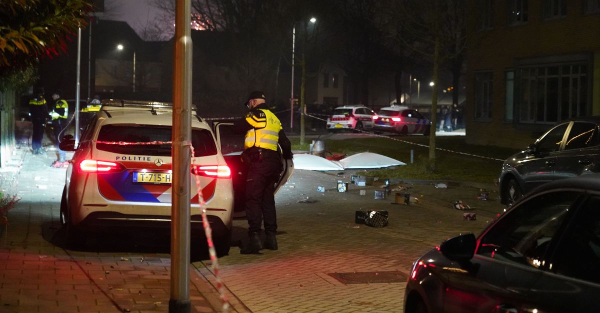 Vermindert een vuurwerkverbod het aantal incidenten rond Oud en Nieuw? ‘Volgend jaar kunnen we gewoon elke kofferbak controleren’