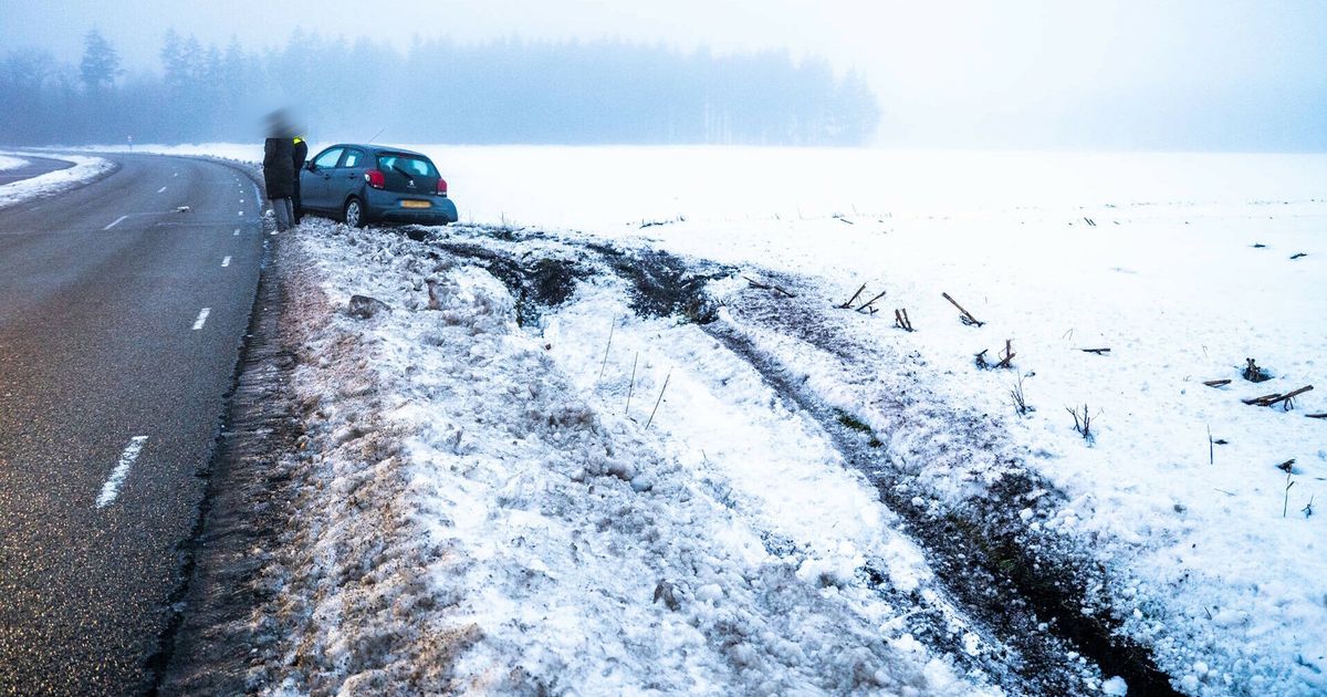 Lees terug: code geel voorbij en drukte op spoedeisende hulp door glijpartijen
