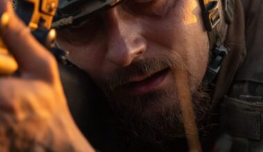 Interview Mstyslav Tsjernov over zijn verschrikkelijke documentaire '2000 Meters to Andriivka'