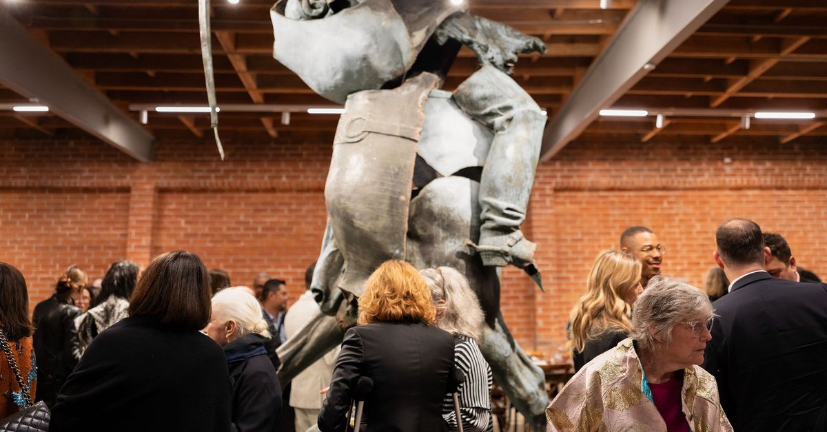 Beeldenstrijd: mag je kunstwerken vernietigen om de geschiedenis te herschrijven?