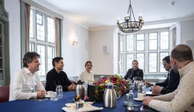 D66, VVD en CDA kiezen definitief voor minderheidskabinet, en hopen maar dat andere partijen dat willen steunen