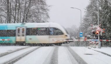 Kosten treinkaartje Arriva stijgen harder dan bij NS, moet reizen goedkoper maken