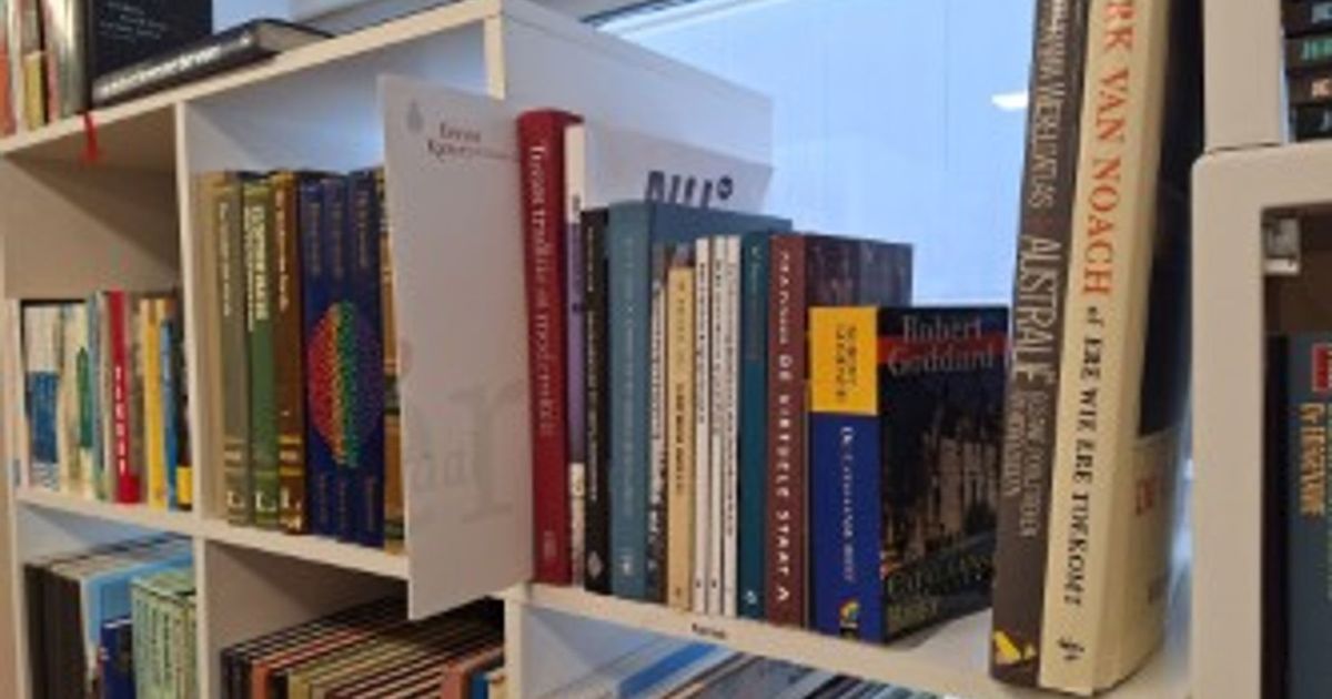 Map met privégegevens Eerste Kamerleden gevonden in kringloopwinkel in Bolsward