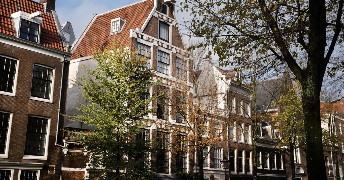 Scheefwonen in kwadraat: duizenden corporatiehuurders blijken ook huiseigenaar te zijn