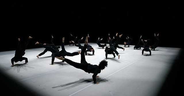 ’16 & 17′ van de Chinese choreograaf Tao Ye. 