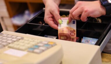 Contant geld accepteren moet niet verplicht worden, vinden D66, VVD en JA21
