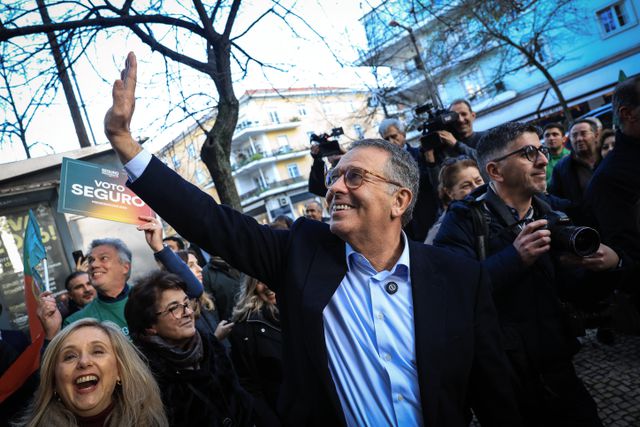 Presidentskandidaat  Antonio Jose Seguro voert campagne in Lissabon. 