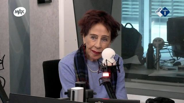 Charlotte Mutsaers tijdens het interview bij Omroep Max. 